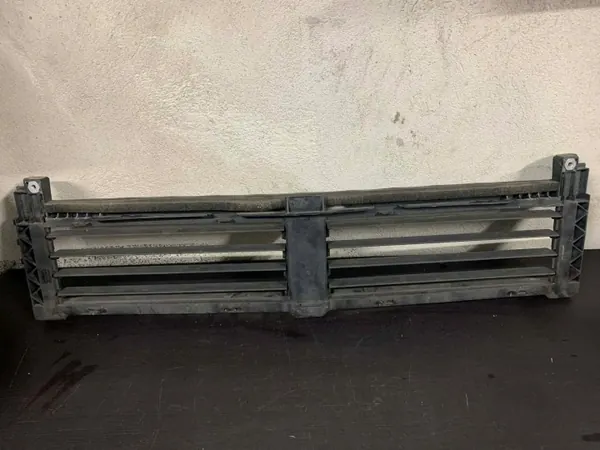Mercedes GLA W247 ilmaohjausluukku OEM a2478854600 image 2