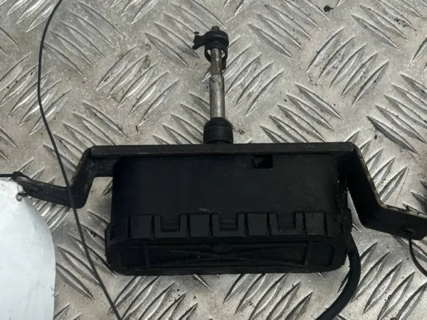 Lave-phare avant Volvo XC70 OEM 9484560 image 5