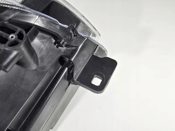 Linker voorlicht Peugeot 301 Lift 2017- OEM image 9