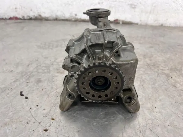 Pompe à huile BMW d'occasion OEM 757080607 pour X5M E70 image 4