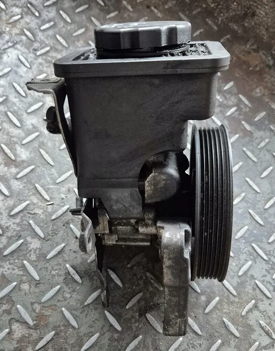 Bomba de direção assistida BMW E46 2.0D OEM 7692974519 image 6