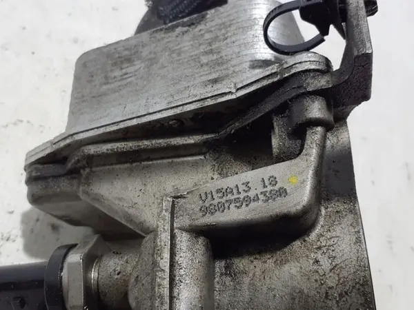 Öljynjäähdytin Ford Edge II 2016 OEM 9807594380 image 4