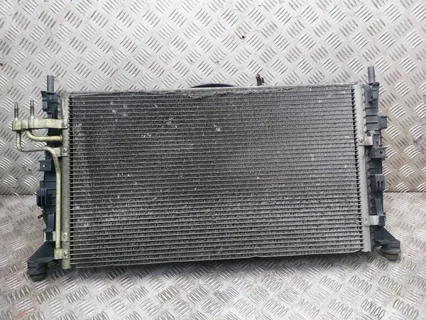 Conjunto de Radiador + Ventilador Ford Focus MK2 II Lift 1.6 16V OEM image 4