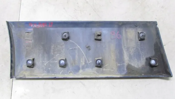 Trafic Vivaro III Moldura Traseira Esquerda OEM 118/096 image 3