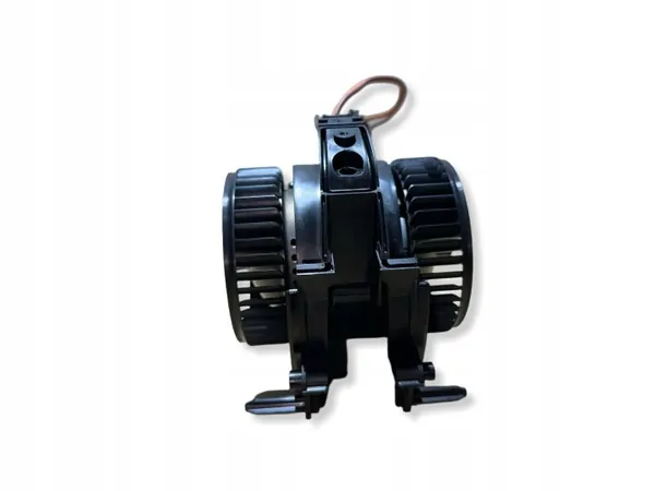 Audi Lämmitysmoottori OEM 4H0820021 A8 3.0L Diesel image 4