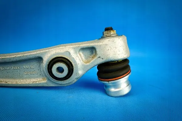 Braccio di Controllo Anteriore Destro Audi Q7 SQ7 Q8 4M0407152D image 3