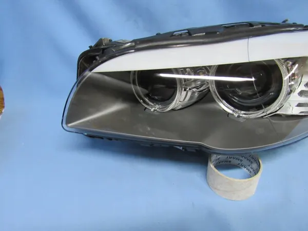 Farol esquerdo BMW F10 F11 pré-facelift Bi-Xenon image 2