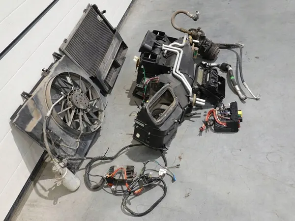 Système de climatisation complet Mercedes-Benz C-Class C180 W202 image 2