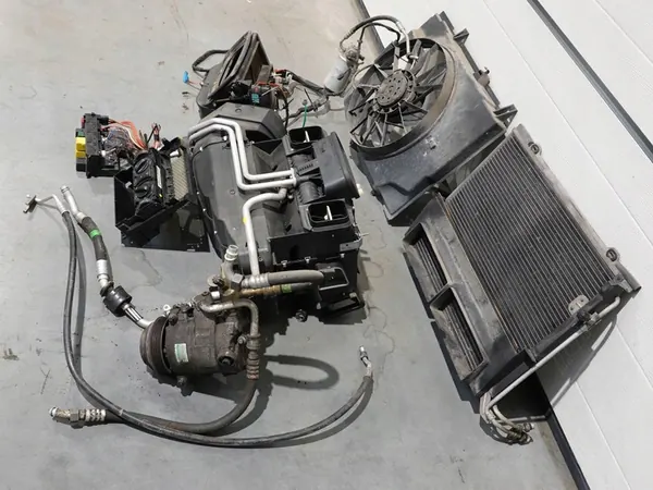 Système de climatisation complet Mercedes-Benz C-Class C180 W202 image 3