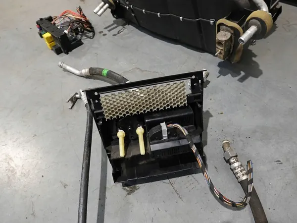 Système de climatisation complet Mercedes-Benz C-Class C180 W202 image 7