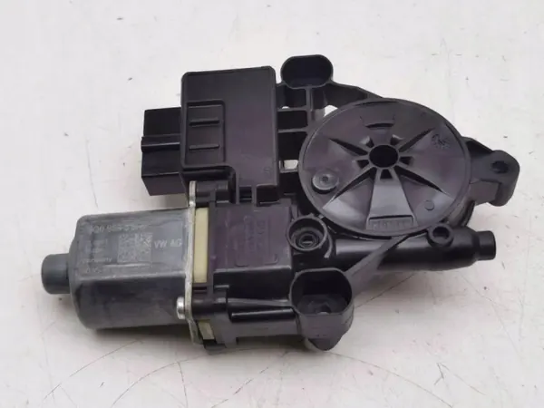 Motor de ventana derecha trasera OEM 5Q0959812D image 3