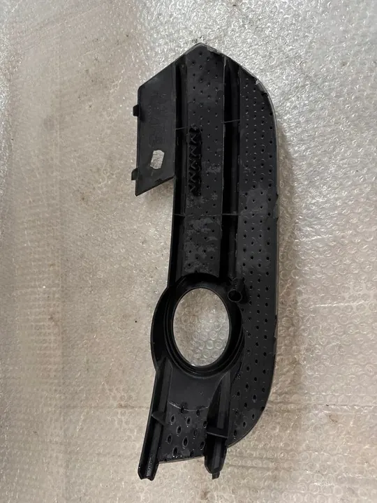 AUDI Q3 8U0 11- Rejilla de Parachoques Izquierda image 2