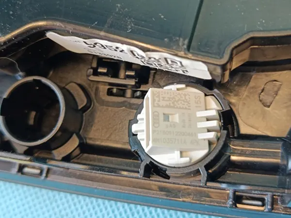 OEM 80A947135G Katkovalo Audi Q5 II FY 2019 image 9