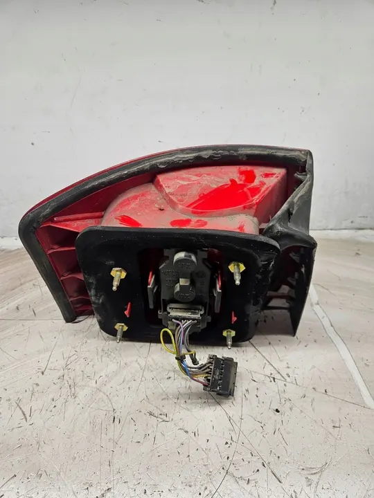 Lámpara trasera derecha AUDI A6 AVANT 2002 4B9945096F image 4