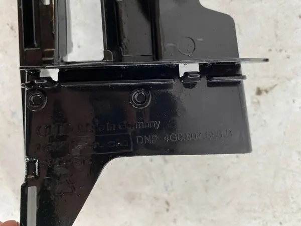 Griglia paraurti anteriore AUDI A6 C7 4G0807683B image 6