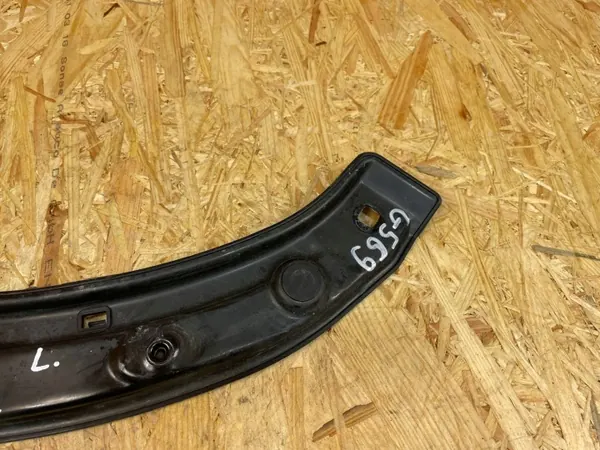 Etupään Ajovalotuki Vasen Audi Q3 OEM 8U0805931 image 6