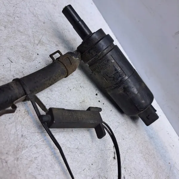 Ajovalopesuri OEM 7109731 Ford Mondeo MK3:lle image 4