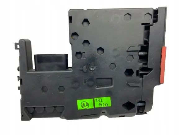 Pinza pirotécnica Mercedes-Benz OE A1725401450 usada image 2