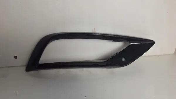 AUDI Q8 S-LINE 4M8 Moldura de acabamento do escape 4M8807513A image 1