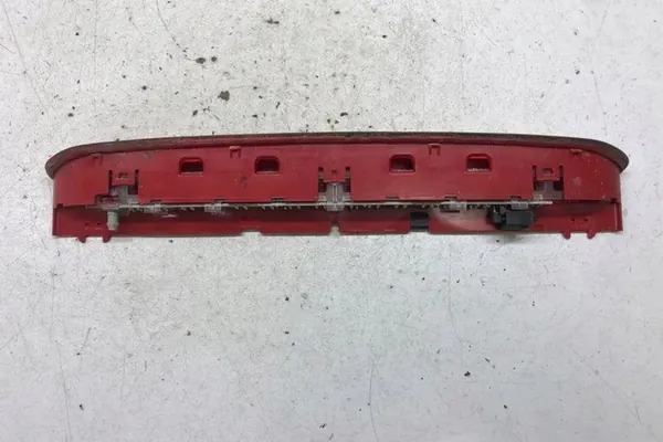 Lisäjarruvalo VW TOURAN 2015 image 3