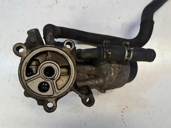 VOLVO C30 S40 V50 V70 Refroidisseur d'huile avec filtre OEM 30725897 image 5