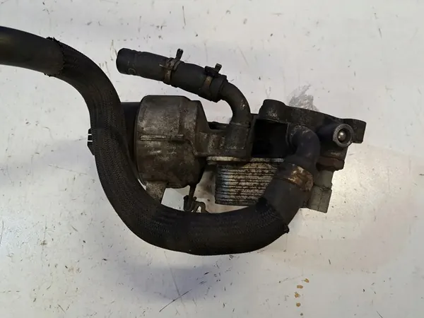 VOLVO C30 S40 V50 V70 Refroidisseur d'huile avec filtre OEM 30725897 image 6