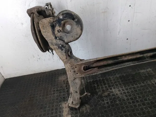 OEM BELKA ZAWIESZENIA achterasbalk voor Peugeot Partner image 7
