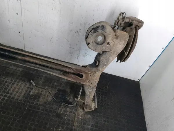 OEM BELKA ZAWIESZENIA achterasbalk voor Peugeot Partner image 8