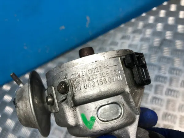 Tändspole Mercedes G-Klass W461 OEM R1101580515 image 4