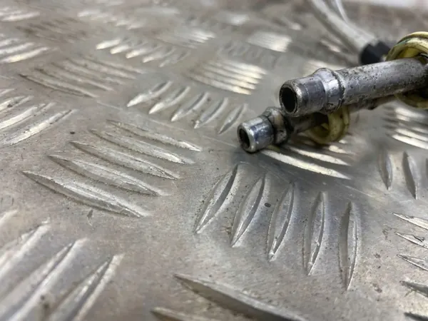 Conduit refroidisseur huile Jeep OE 0918130730 image 10