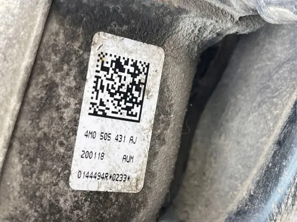 Audi Q7 Hinterachsschenkel links OEM 4M0505431AJ image 5