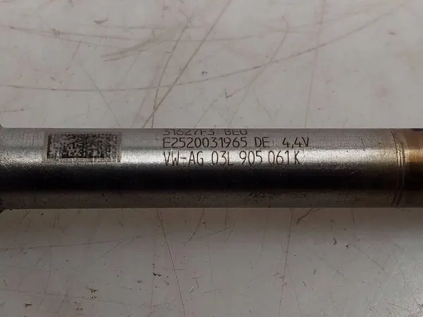 VW PASSAT B7 ALLTRACK Gloeiplug 1.6L Diesel 2015 03L905061K image 3