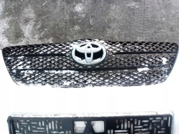 Para-choques dianteiro Toyota Corolla OEM 521191E917 Usado image 4
