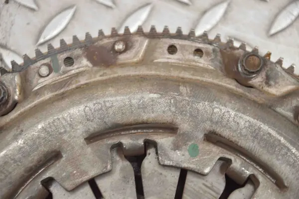 Conjunto de embreagem VW POLO 1.2L 2012 03P141025 image 9