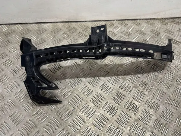 Subaru OE 57707AN00A Höger strålkastarfäste image 2