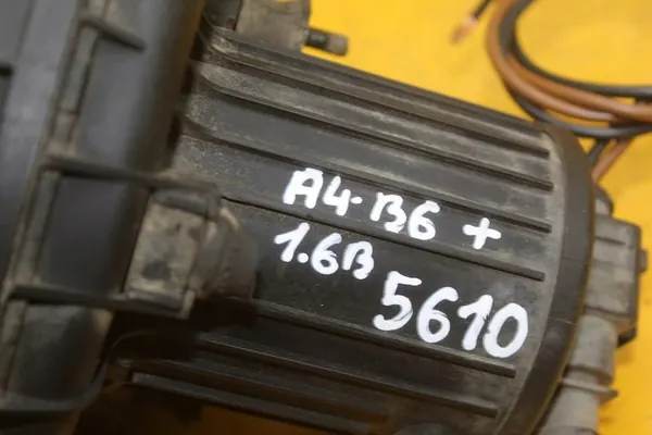 Bomba de aire secundaria Audi A4 B6 1.6 B ALZ image 9