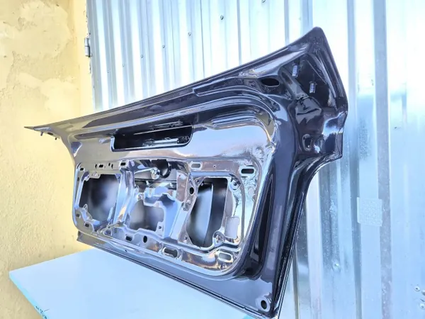 VW Golf 3 Cabrio baklucka OEM 1E0827025J image 4