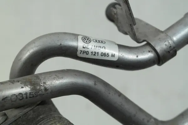 VW Audi Porsche 3.0 TDI Enfriador de Aceite 7P0121065M image 2