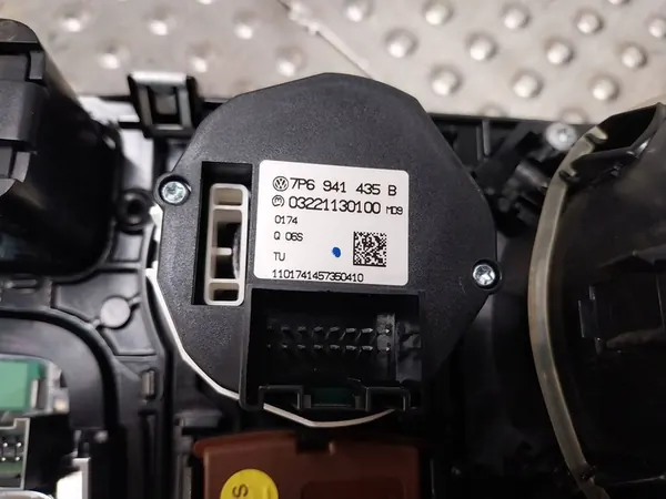 Gear Shift Frame Switches VW Touareg II 7P image 6