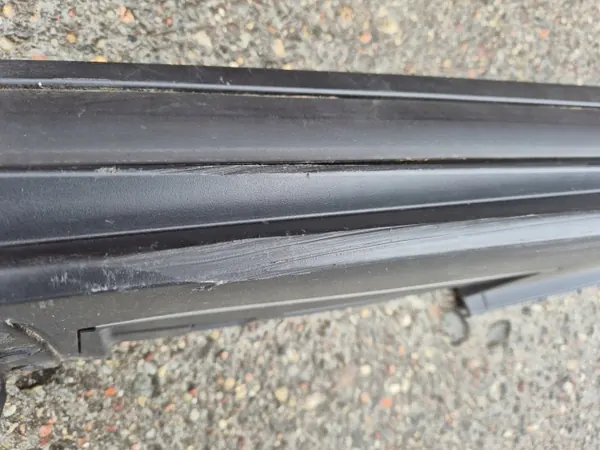 Protector lateral derecho Mazda CX-30 OEM DGH9-51P41 image 3