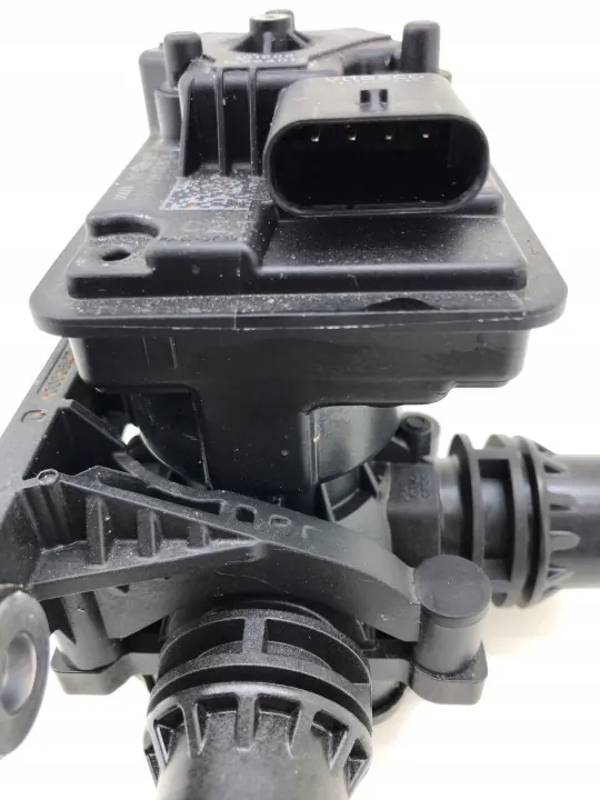 Válvula de refrigerante BMW OEM 9462114 para X1 image 5