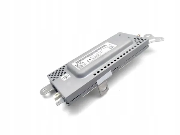 Tesla Model 3 Antennenverstärker OEM 1079755-00-D image 2