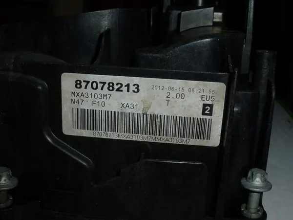 Tampa de Válvula 7810584 BMW F10 N47 image 5