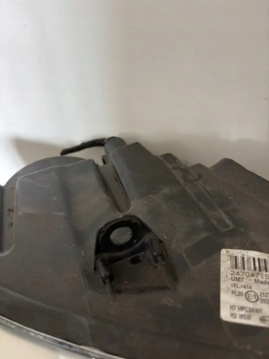 Oikea ajovalot Skoda Superb 2 II OEM image 2