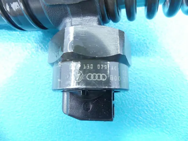 Pompe à lave-glace OEM 0414720029 testée 1.9 TDI image 4