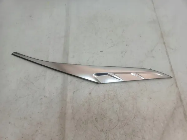 Hyundai Tucson IV 21- Taka Oikea Ulkolaipio OEM image 2