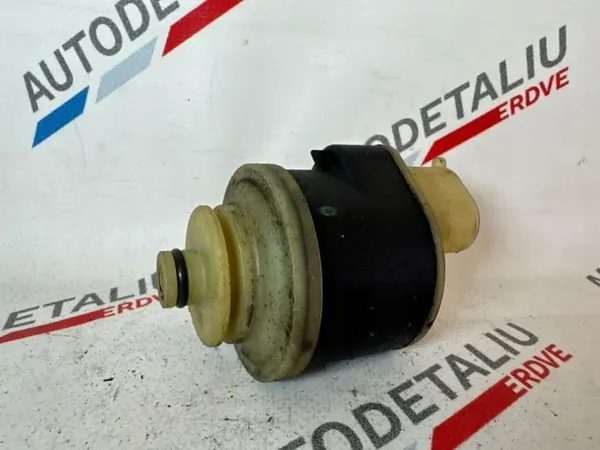BMW OEM 8572519 Kraftstofffilter-Heizungsstecker 3-Polig image 2
