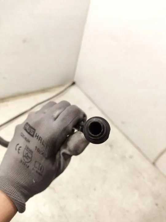 Fuel Distributor Pipe Rolls-Royce GHOST 2010 271009 image 9