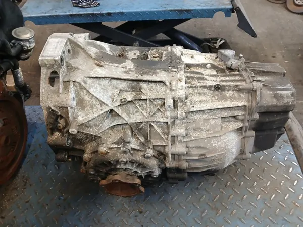 Audi A6 C6 Versnellingsbak OEM SKRZYNIA BIEGÓW KSZ image 3
