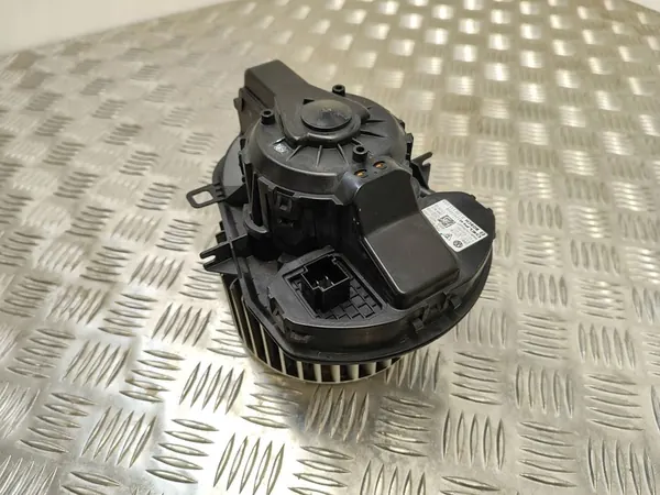 Ventilador Porsche Cayenne 2014 7P0820021D image 3